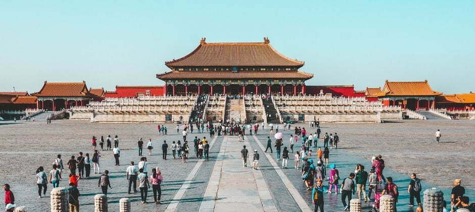 China begins to rein in unlawful forex 1