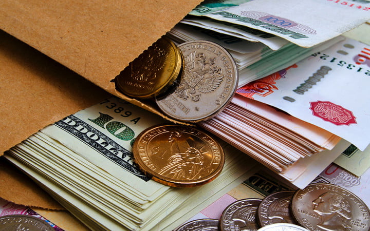 Zimbabwe Starts Currency Trading in Bid to End Dollar Dearth 1