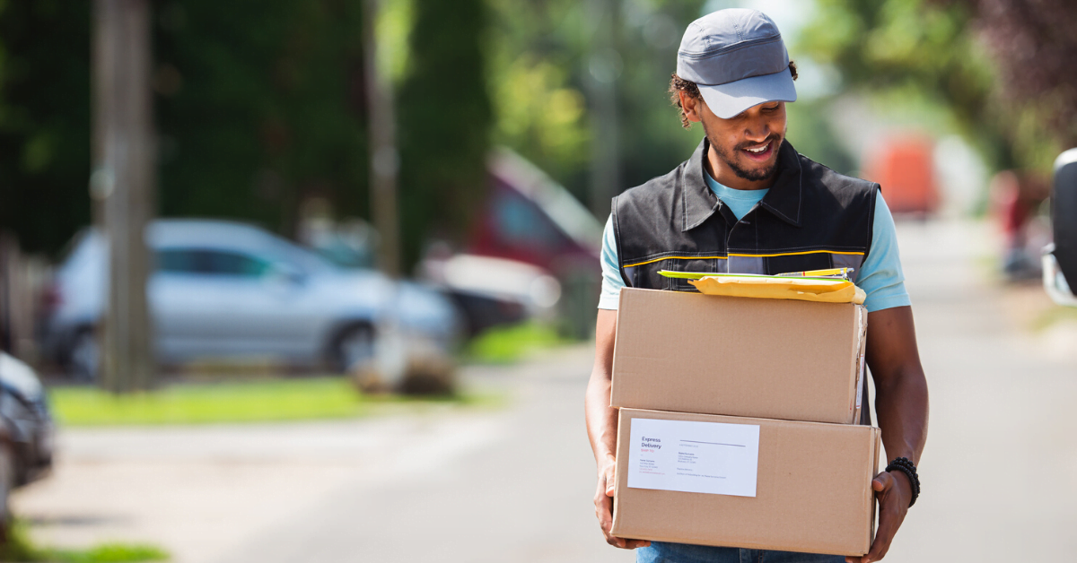 Whatever Else You Do With Your Life, You Should Tip the Delivery Guy in Cash